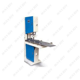 टॉयलेट पेपर रोल काटने की मशीन